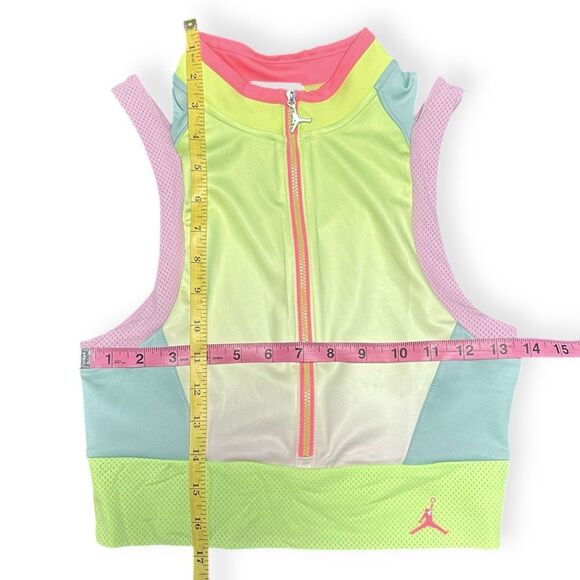 JORDAN Women’s Ghost Green Light Arctic Pink Light Dew Heatwave Printed Crop Top - Picture 6 of 8
